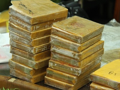 60 bánh heroin mới bị Công an Hoà Bình phối hợp với công an các tỉnh bắt giữ ngày 5-8