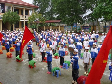 Hà Nội: Giáo viên, học sinh phải trực tiếp hát Quốc ca trong lễ chào cờ