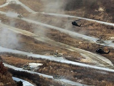 Xe tăng và trực thăng Hàn Quốc bắn đạn thật ở Pocheon ngày 23 -12