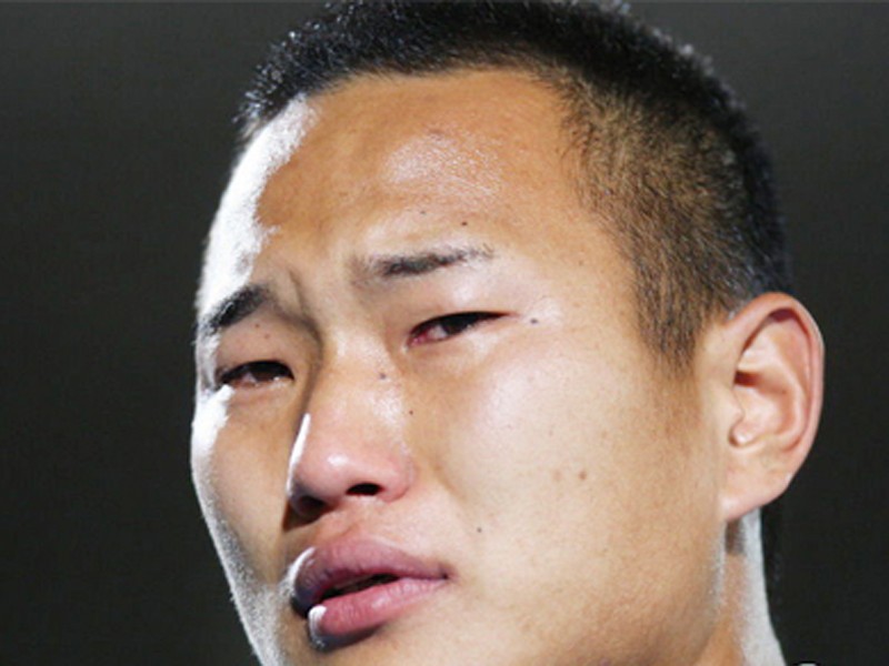 Jong Tae Se lại khóc