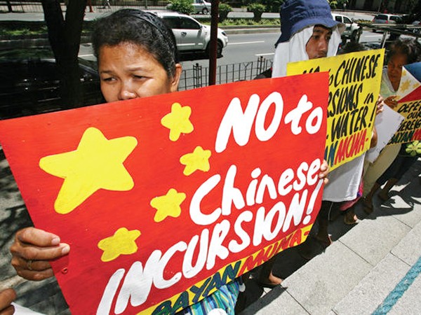 Biểu tình lớn nhất phản đối Trung Quốc tại Philippines