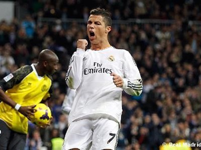 Ronaldo đoạt giải Cầu thủ xuất sắc nhất thế giới