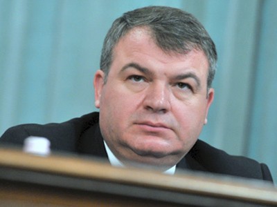 Cựu Bộ trưởng Quốc phòng Nga bị khởi tố