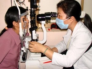 Ngân hàng chữa mắt miễn phí cho người nghèo
