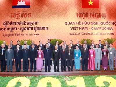 Đưa quan hệ Việt Nam - Campuchia lên tầm cao mới