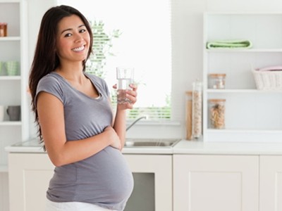 Nước rất quan trọng với sinh đẻ và thai nghén