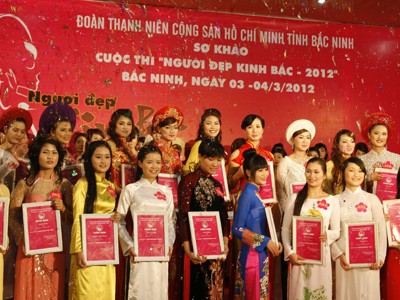 Sơ khảo cuộc thi Người đẹp Kinh Bắc- 2012