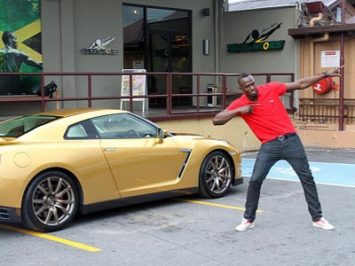 Usain Bolt và chiếc Nissan GT-R Spec Bolt