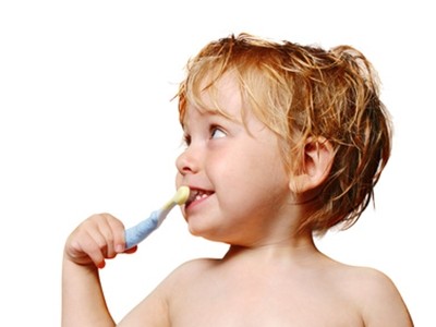 Giúp trẻ có hàm răng chắc khỏe