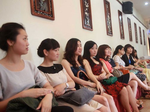 Đại gia Trung Quốc tuyển vợ, 232 mỹ nữ dấn thân
