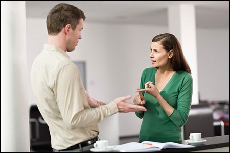4 lời khuyên giúp hóa giải bất đồng với sếp