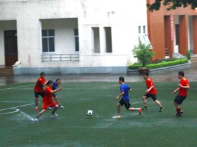 Báo Tiền Phong – Ban Thanh niên Quân đội giao hữu bóng đá