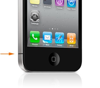 Apple “đổ dầu vào lửa” trong sự cố ăng-ten của iPhone 4