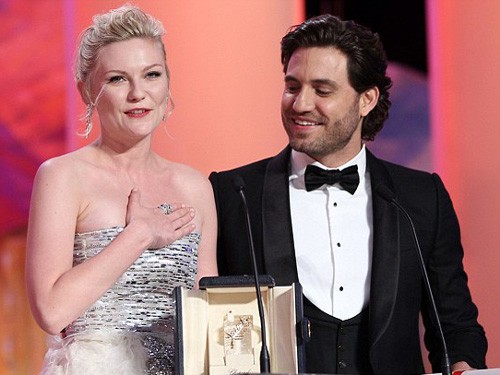 Cannes: Đạo diễn bị đuổi, diễn viên vẫn đoạt giải
