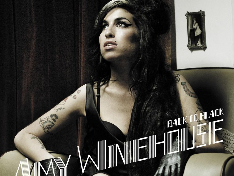 Album của Amy Winehouse bất ngờ trở lại bảng xếp hạng