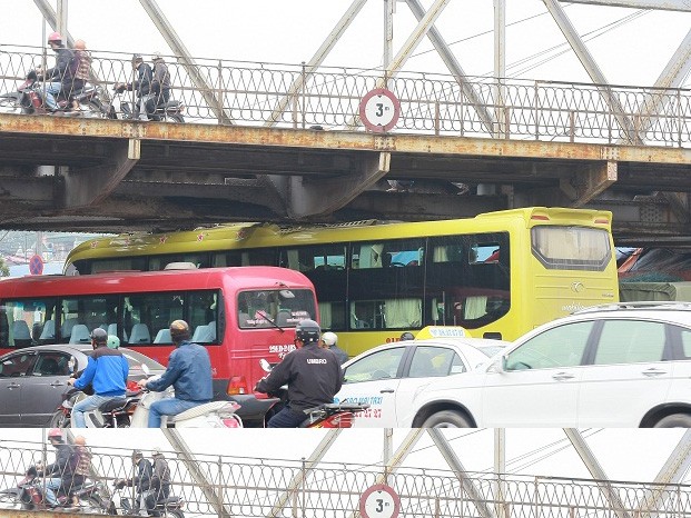 Xe khách kẹt gầm cầu Long Biên
