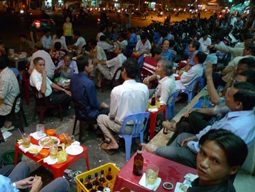 Người Việt tiêu thụ hàng tỉ lít bia/năm