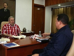 Tổng thống Chavez gặp lãnh tụ Cuba Fidel Castro