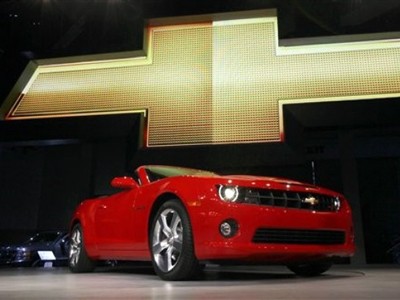 Chevrolet Camaro Convertible 2011: Mui trần ‘cơ bắp’