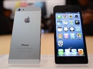 iPhone 5 bán kém, Apple giảm đặt hàng màn LCD