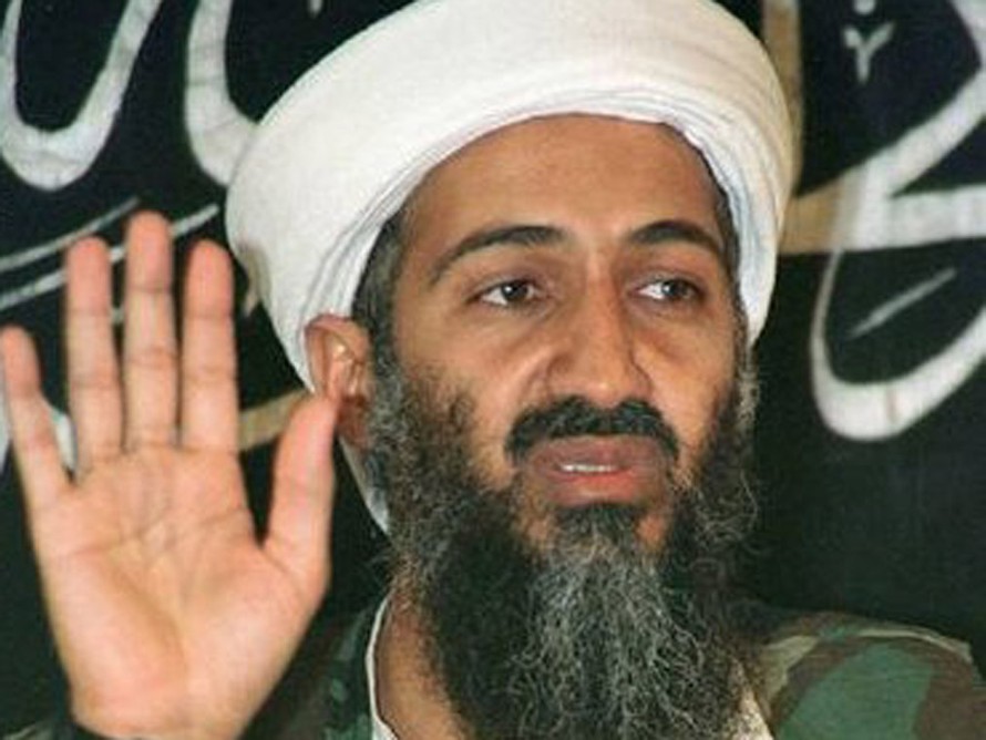 Osama bin Laden phát biểu tại cuộc họp báo ở Afghanistan năm 1998