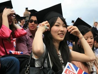 Sinh viên châu Á 'vượt mặt' phương Tây
