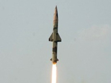 Ấn Độ phóng tên lửa Prithvi -2