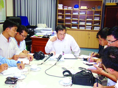 Ông Phạm Văn Dung tại cuộc họp báo