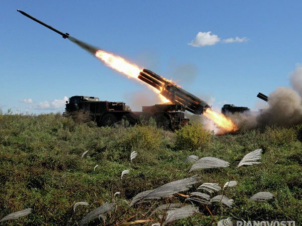 Nga khoe sức mạnh của lực lượng tên lửa và pháo binh