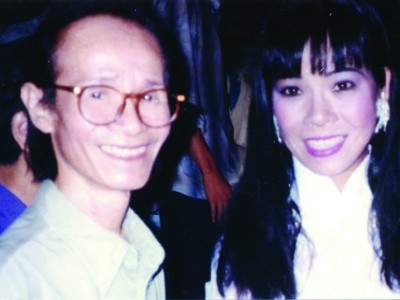 Ánh Tuyết và Trịnh Công Sơn đầu năm 1996 Ảnh: TL