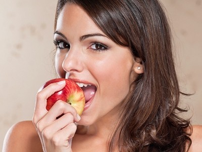 Ăn táo mỗi ngày giúp đẩy lùi bệnh tật