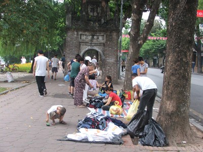 City tour Hà Nội nghèo nàn do đâu?