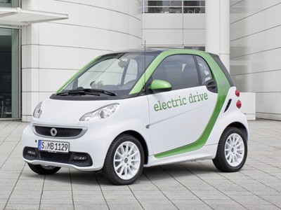 Ôtô điện thông minh chạy khỏe, tăng tốc nhanh