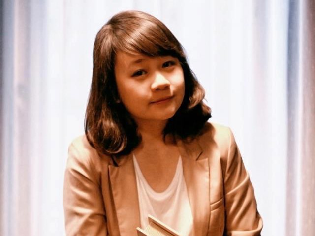 'Hồ sơ siêu khủng' về nữ quản lý của hot girl Chi Pu