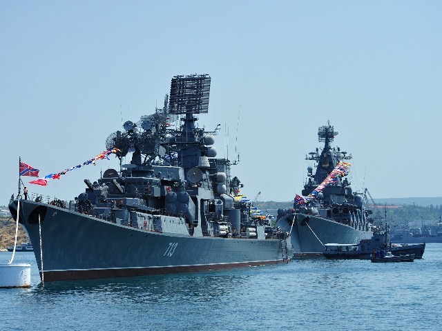 Nga duy trì 10 tàu chiến gần Syria
