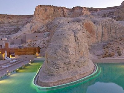 Resort 'siêu sang' giữa lòng sa mạc