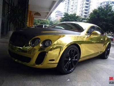 Đại gia Trung Quốc chơi sang với Bentley mạ vàng