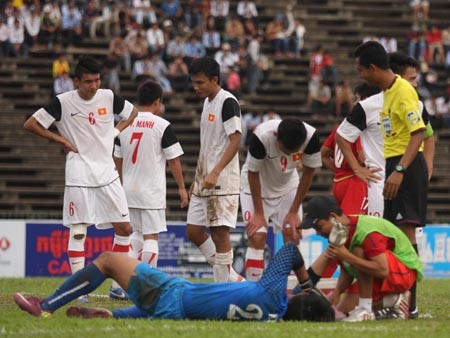 U22 Việt Nam bị loại ở BIDC Cup, HLV kêu ‘có người phá đội’