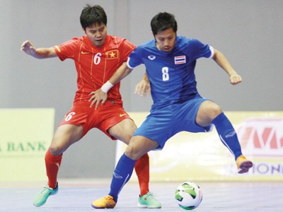 Futsal Việt Nam thua toàn diện Thái Lan