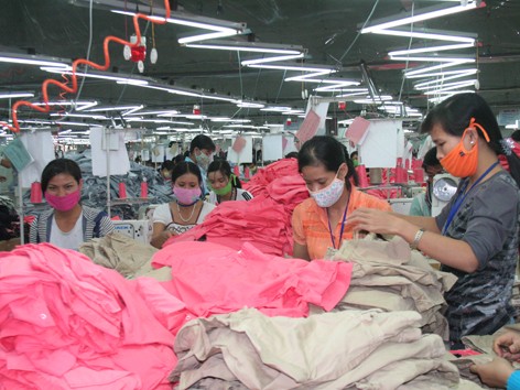 Doanh nghiệp dệt may của Việt Nam đang đứng trước thách thức lớn khi tham gia TPP
