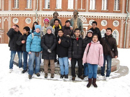 Học bổng đi học chuyển tiếp tại LB Nga năm 2013