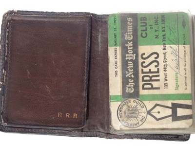 Tìm thấy ví bị mất sau 40 năm