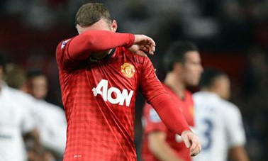 Rooney trở lại, M.U đại bại