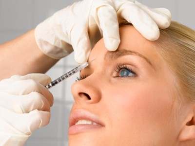 Botox chữa đau cổ và vai mạn tính