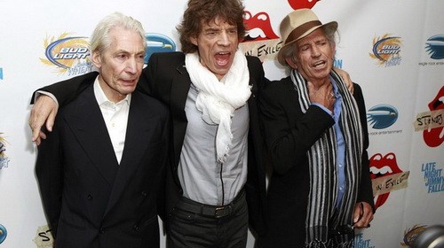 Rolling Stones tái chinh phục bảng xếp hạng