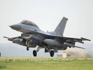 Hàn Quốc 'tân trang' hơn 100 tiêm kích KF-16