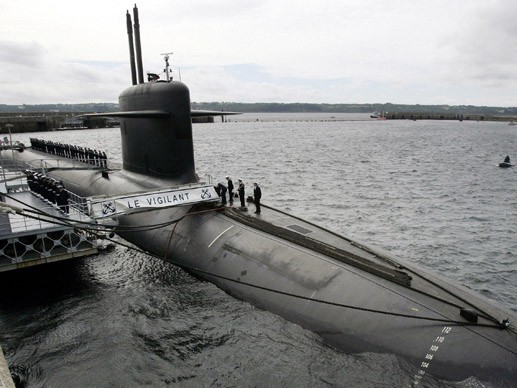 Tàu ngầm tên lửa hạt nhân Le Vigilant tại căn cứ Ile Longue, Brittany