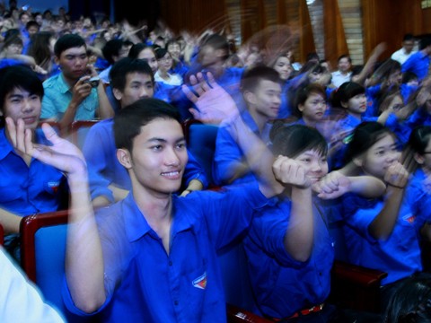 100 học sinh nhận giải thưởng Trần Văn Ơn