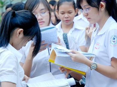Tuyển sinh lớp 10 tại Hà Nội: ‘Giảm nhiệt’ vì đầu thi vào ít