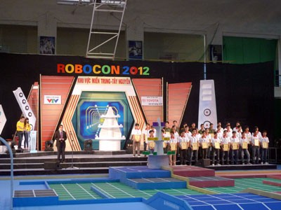 Vòng loại miền Trung mở màn mùa Robocon 2012